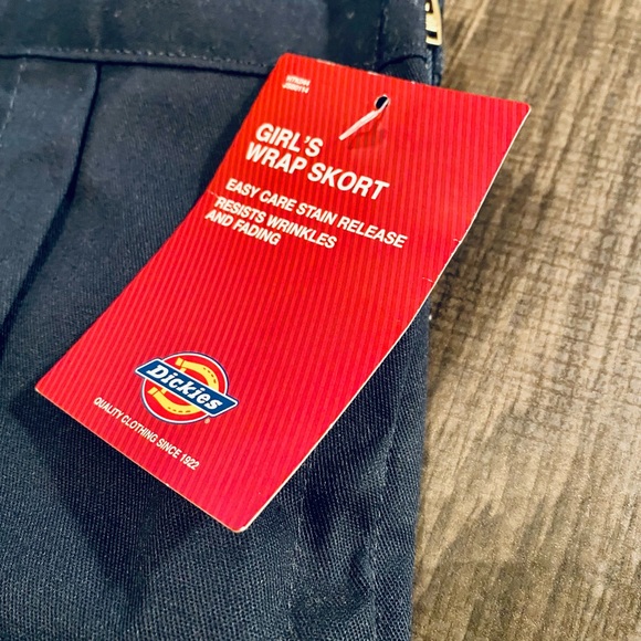 Dickie’s Girl’s Wrap Skort School Uniform Skort Navy Blue! - Picture 8 of 9